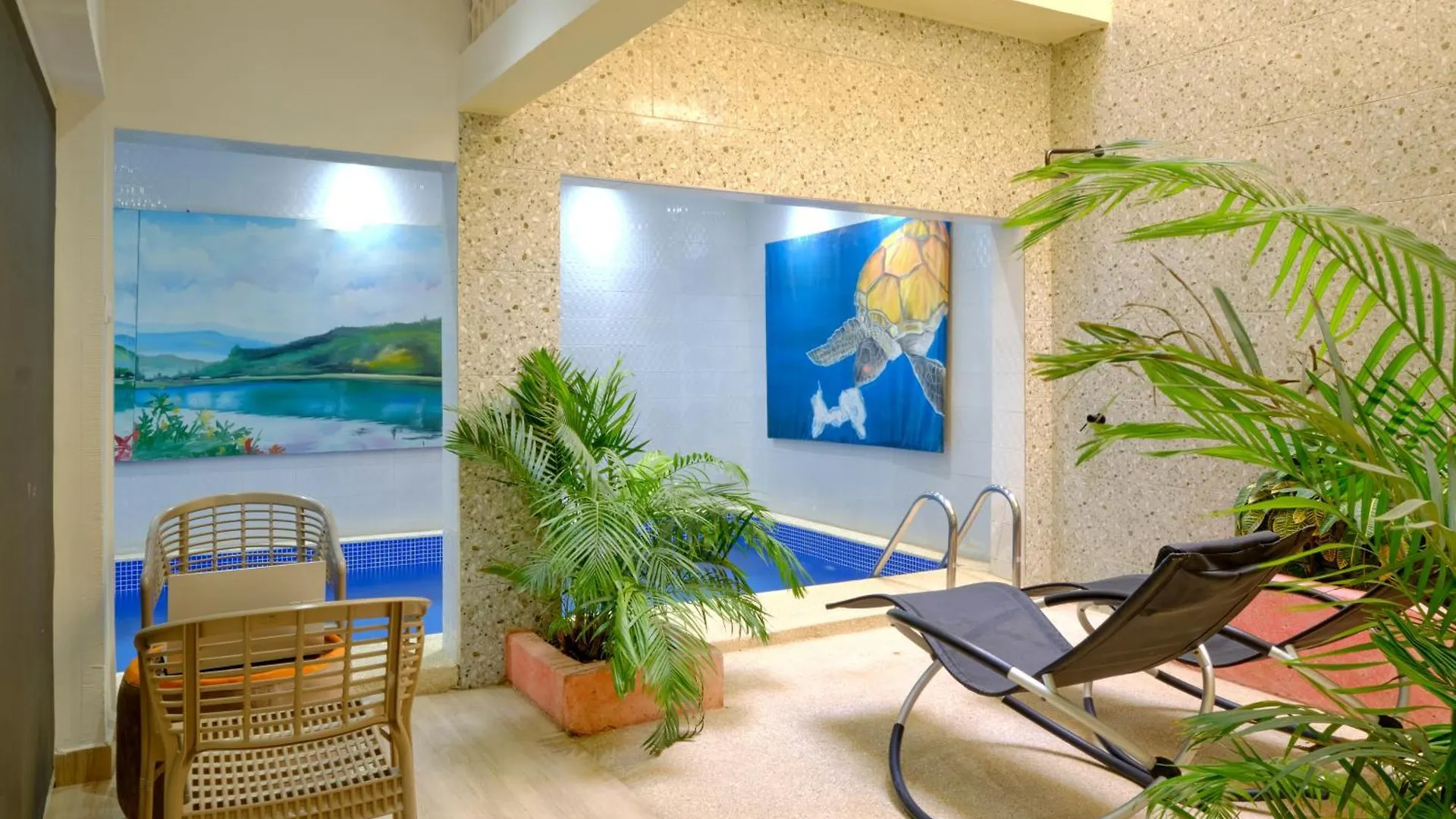 Prestations Haut De Gamme - Piscine Privee Chauffee, Salles De Massage Et Sport Dakar